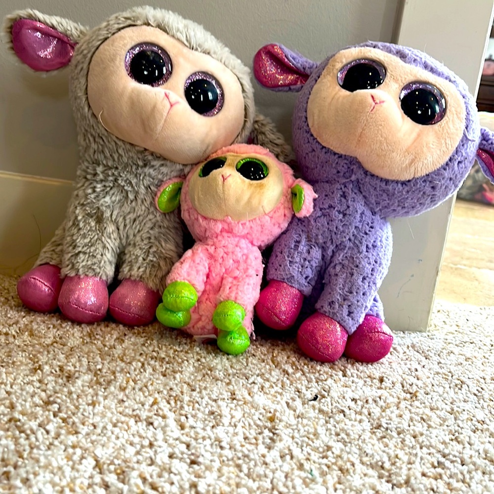 Family of 2 9” Beanie Boos and 1 6”